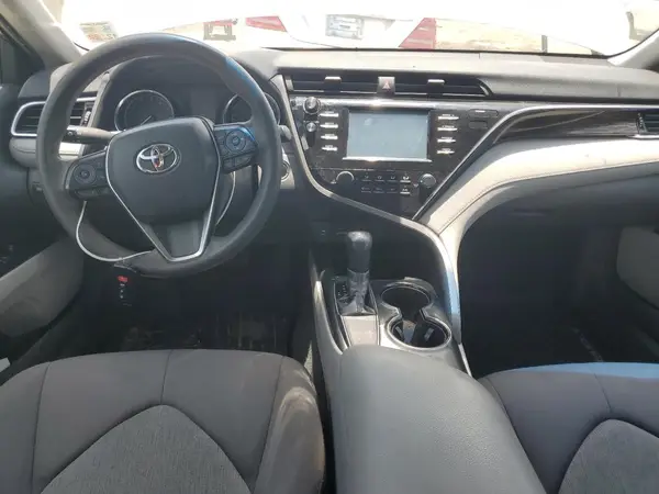 4T1B11HK7JU548357 2018 TOYOTA CAMRY - Image 8