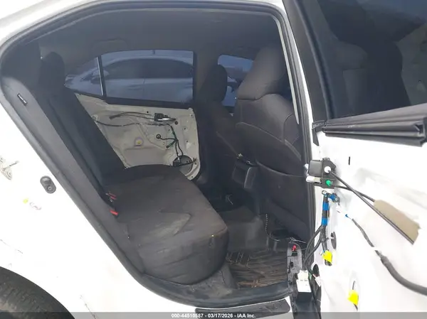 4T1B11HK7JU552067 2018 TOYOTA CAMRY - Image 8