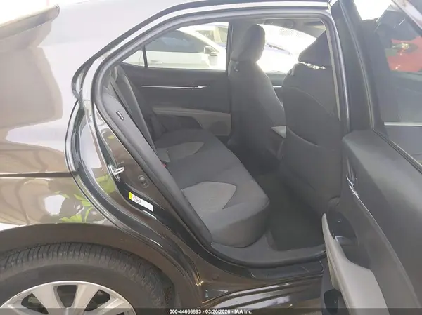4T1B11HK7JU553798 2018 TOYOTA CAMRY - Image 8