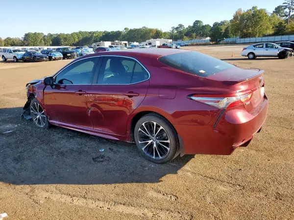 4T1B11HK7JU556863 2018 TOYOTA CAMRY - Image 2