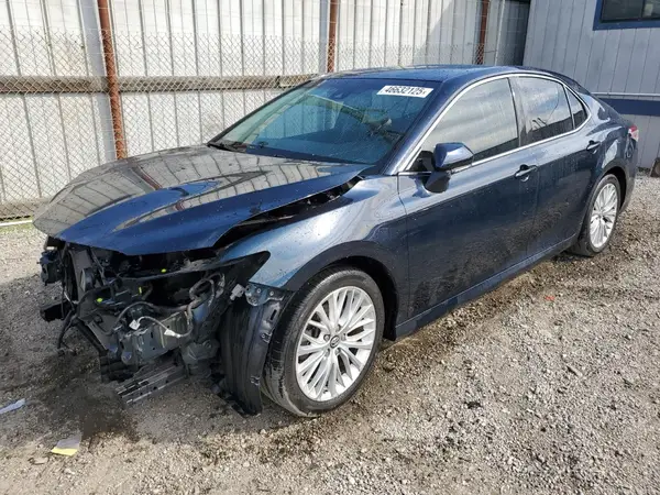 4T1B11HK7JU559715 2018 TOYOTA CAMRY - Image 1