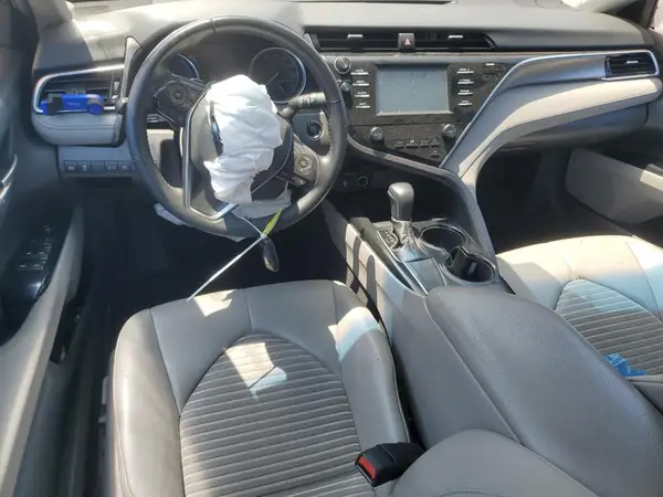 4T1B11HK7JU561299 2018 TOYOTA CAMRY - Image 8