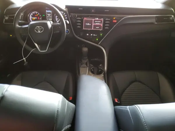 4T1B11HK7JU561464 2018 TOYOTA CAMRY - Image 8