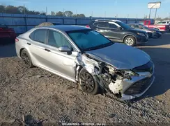 4T1B11HK7JU561626 2018 TOYOTA CAMRY
