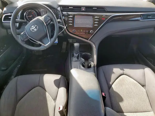 4T1B11HK7JU561772 2018 TOYOTA CAMRY - Image 8