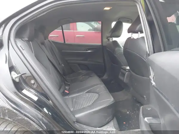 4T1B11HK7JU563814 2018 TOYOTA CAMRY - Image 8