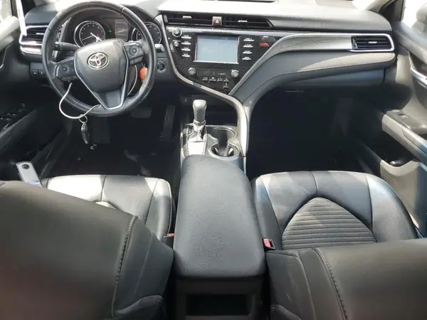 4T1B11HK7JU564638 2018 TOYOTA CAMRY - Image 8