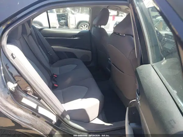 4T1B11HK7JU565448 2018 TOYOTA CAMRY - Image 8