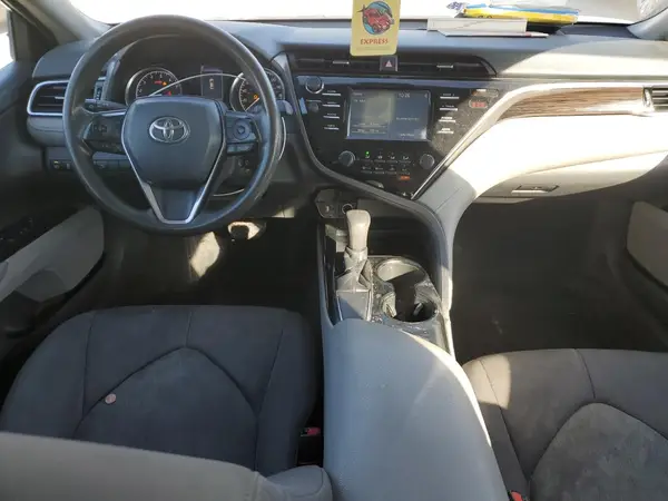 4T1B11HK7JU571802 2018 TOYOTA CAMRY - Image 8