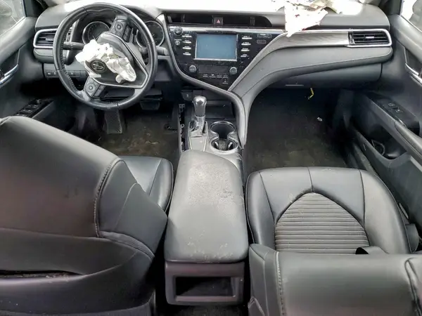 4T1B11HK7JU572528 2018 TOYOTA CAMRY - Image 8