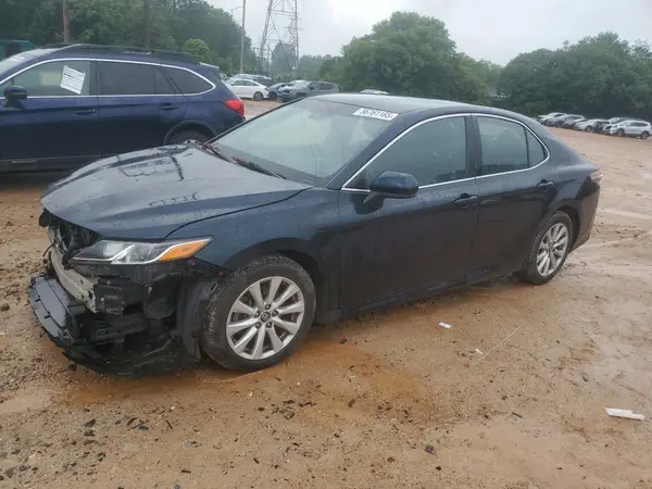 4T1B11HK7JU573632 2018 TOYOTA CAMRY - Image 1