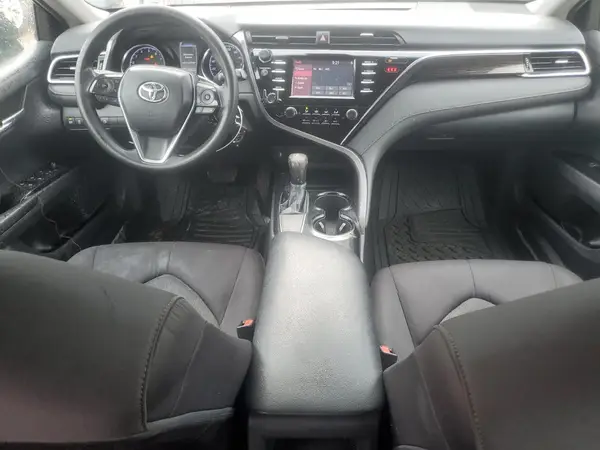 4T1B11HK7JU573632 2018 TOYOTA CAMRY - Image 8