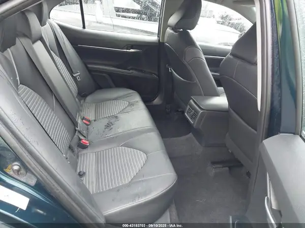 4T1B11HK7JU577048 2018 TOYOTA CAMRY - Image 8