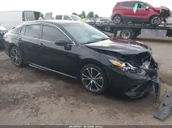 4T1B11HK7JU577504 2018 TOYOTA CAMRY