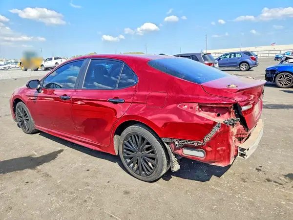 4T1B11HK7JU578880 2018 TOYOTA CAMRY - Image 2