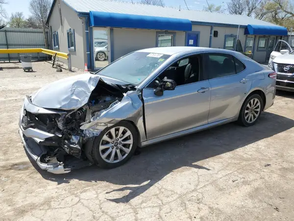 4T1B11HK7JU578894 2018 TOYOTA CAMRY - Image 1