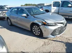 4T1B11HK7JU580208 2018 TOYOTA CAMRY