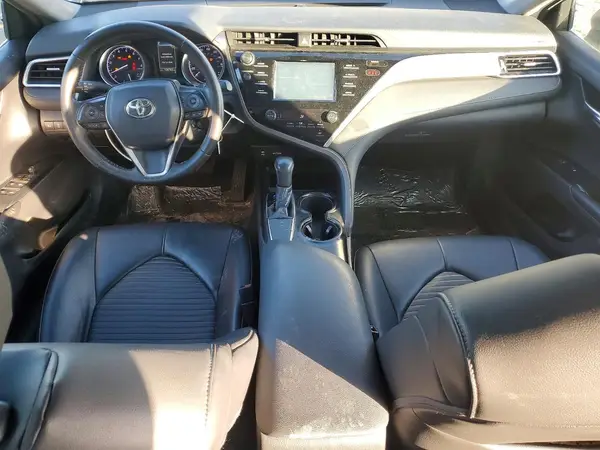 4T1B11HK7JU582475 2018 TOYOTA CAMRY - Image 8