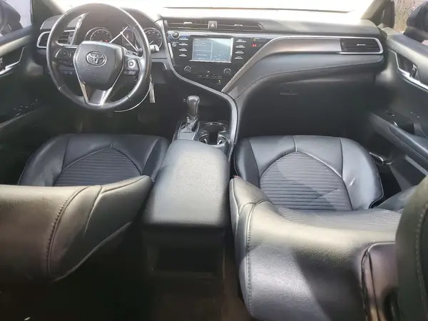 4T1B11HK7JU583920 2018 TOYOTA CAMRY - Image 8