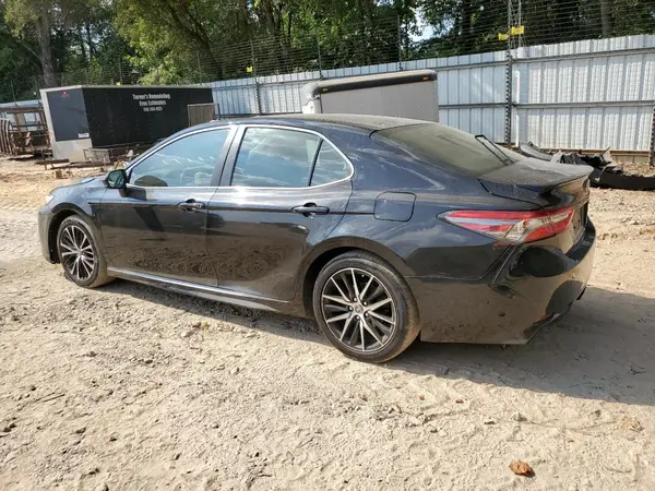 4T1B11HK7JU584310 2018 TOYOTA CAMRY - Image 2