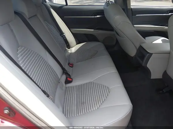 4T1B11HK7JU589359 2018 TOYOTA CAMRY - Image 8