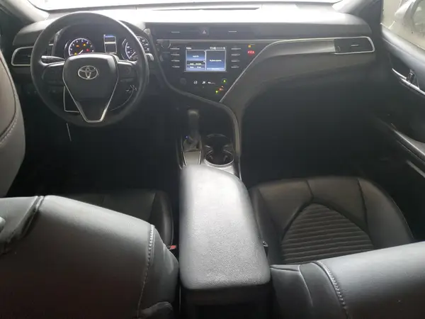 4T1B11HK7JU589412 2018 TOYOTA CAMRY - Image 8