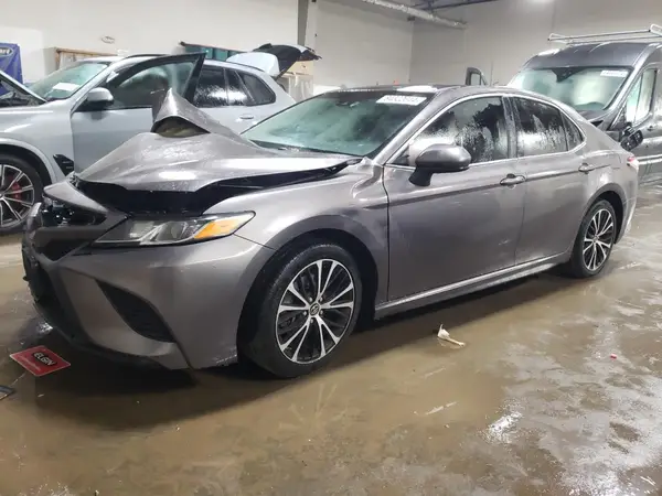 4T1B11HK7JU589992 2018 TOYOTA CAMRY - Image 1