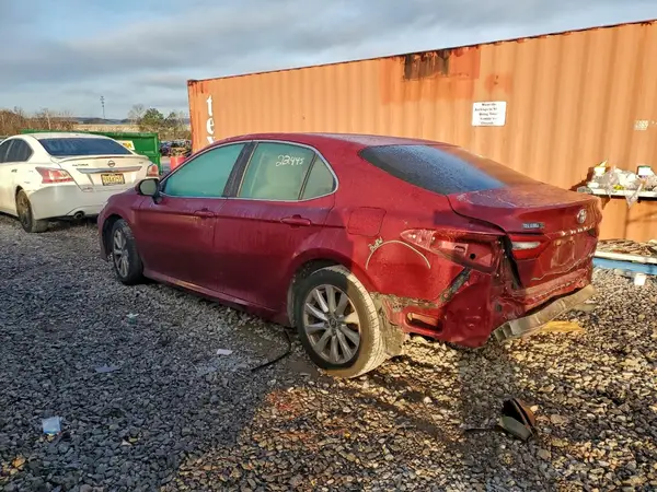 4T1B11HK7JU592407 2018 TOYOTA CAMRY - Image 2