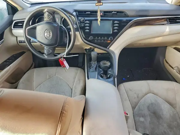 4T1B11HK7JU592407 2018 TOYOTA CAMRY - Image 8