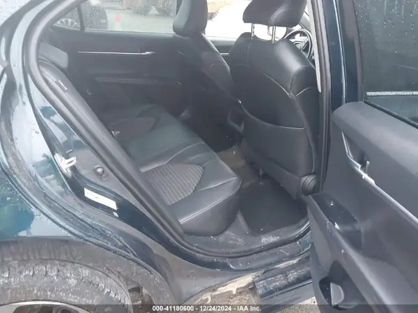4T1B11HK7JU593489 2018 TOYOTA CAMRY - Image 8
