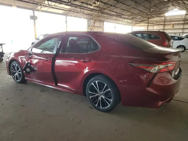 4T1B11HK7JU594948 2018 TOYOTA CAMRY - Image 2