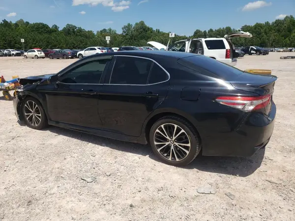 4T1B11HK7JU595193 2018 TOYOTA CAMRY - Image 2