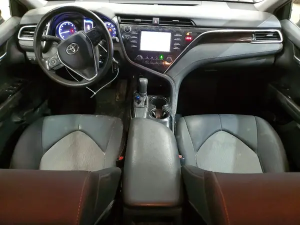 4T1B11HK7JU596215 2018 TOYOTA CAMRY - Image 8