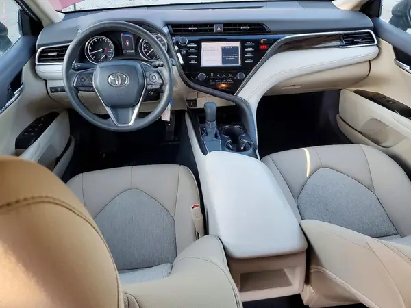 4T1B11HK7JU596389 2018 TOYOTA CAMRY - Image 8