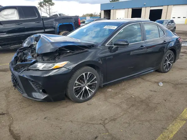 4T1B11HK7JU598255 2018 TOYOTA CAMRY - Image 1