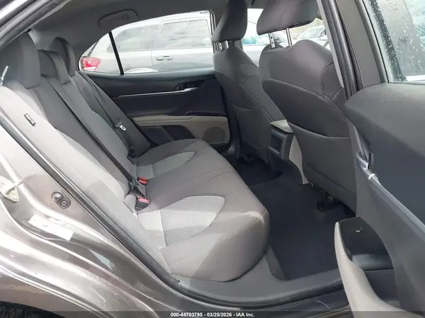 4T1B11HK7JU598451 2018 TOYOTA CAMRY - Image 8