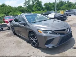 4T1B11HK7JU601011 2018 TOYOTA CAMRY