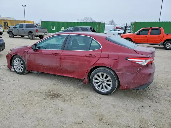 4T1B11HK7JU602224 2018 TOYOTA CAMRY - Image 2