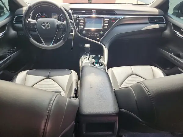 4T1B11HK7JU606354 2018 TOYOTA CAMRY - Image 8
