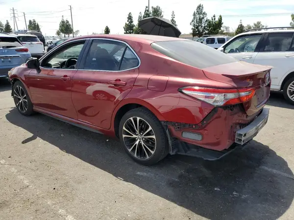 4T1B11HK7JU606385 2018 TOYOTA CAMRY - Image 2