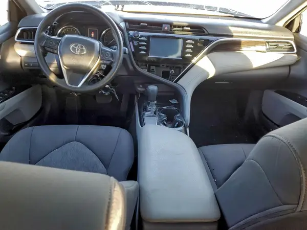 4T1B11HK7JU608671 2018 TOYOTA CAMRY - Image 8