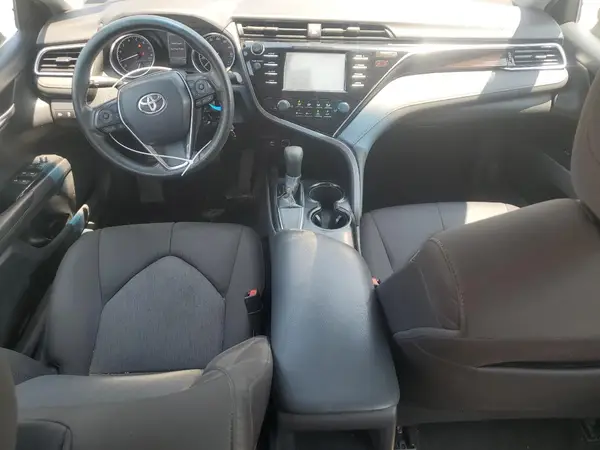 4T1B11HK7JU610405 2018 TOYOTA CAMRY - Image 8
