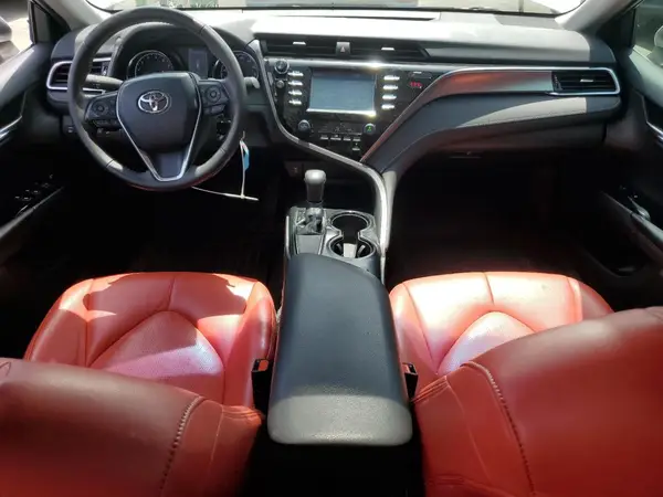4T1B11HK7JU610467 2018 TOYOTA CAMRY - Image 8
