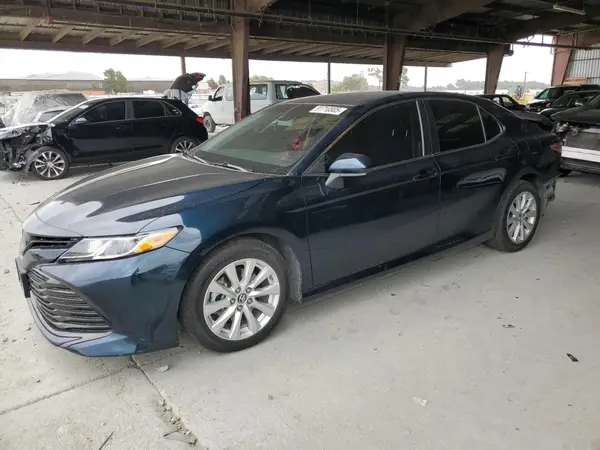 4T1B11HK7JU612123 2018 TOYOTA CAMRY - Image 1