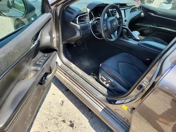 4T1B11HK7JU613319 2018 TOYOTA CAMRY - Image 8