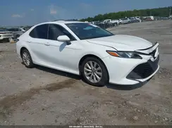 4T1B11HK7JU613577 2018 TOYOTA CAMRY