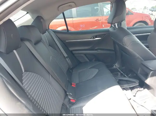 4T1B11HK7JU614597 2018 TOYOTA CAMRY - Image 8