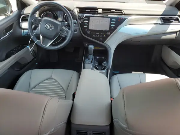 4T1B11HK7JU614700 2018 TOYOTA CAMRY - Image 8