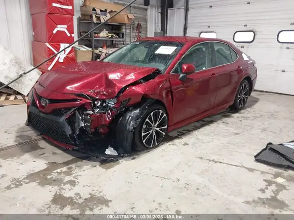 4T1B11HK7JU616219 2018 TOYOTA CAMRY - Image 2