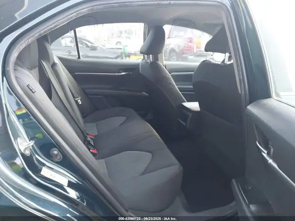 4T1B11HK7JU620139 2018 TOYOTA CAMRY - Image 8